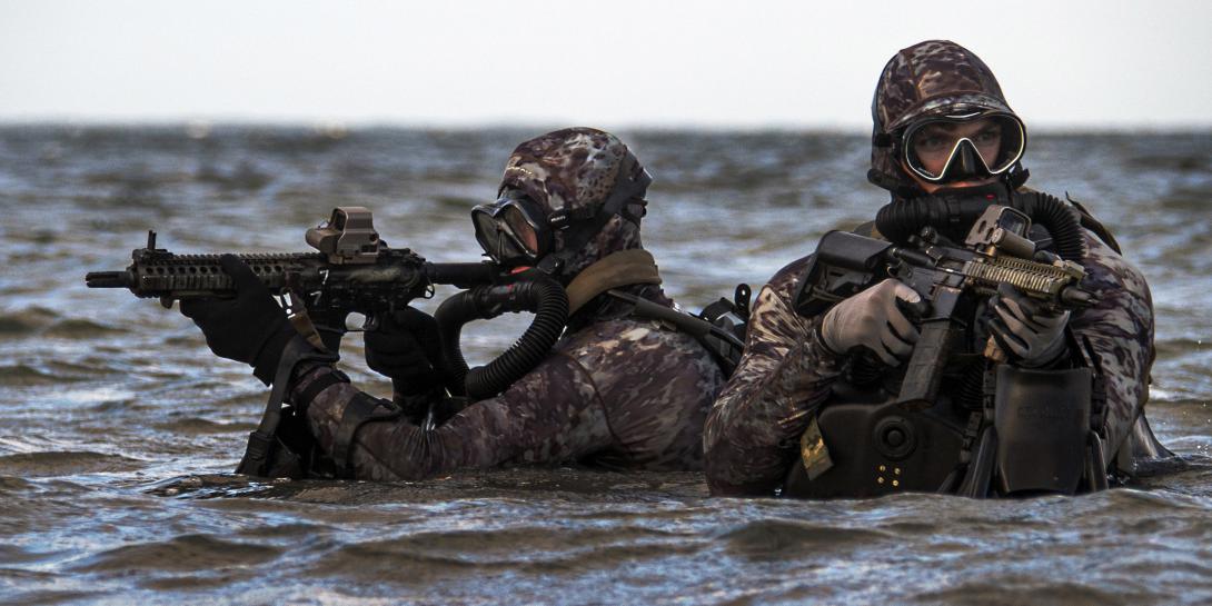 Navy SEALs conduct train in the Atlantic Ocean, May 29, 2019. Navy Special Warfare Command expects artificial intelligence to augment the human weapon system as well as unmanned systems. Credit: Navy Senior Chief Petty Officer Jayme Pastoric