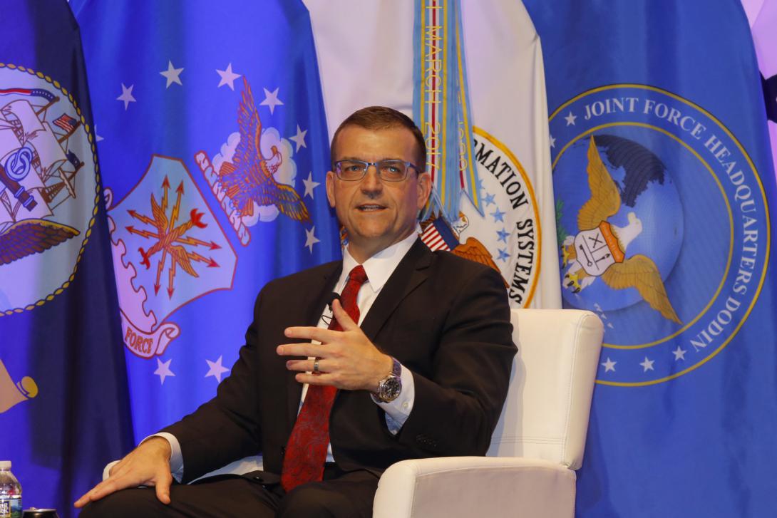 At TechNet Cyber, Jeffrey Jones, executive director, JFHQ-DODIN, discusses how AI and machine learning can impact cybersecurity. Photo by Michael Carpenter