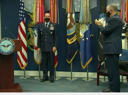 Lt. Gen. Robert Skinner, USAF (c), brings extensive cyber experience to his new role leading the Defense Information Systems Agency and defending the Joint Force Headquarters Department of Defense Information Networks.