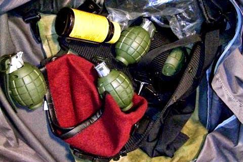 Replica grenades used as part of a Halloween costume discovered in a checked bag at Alaska airport.