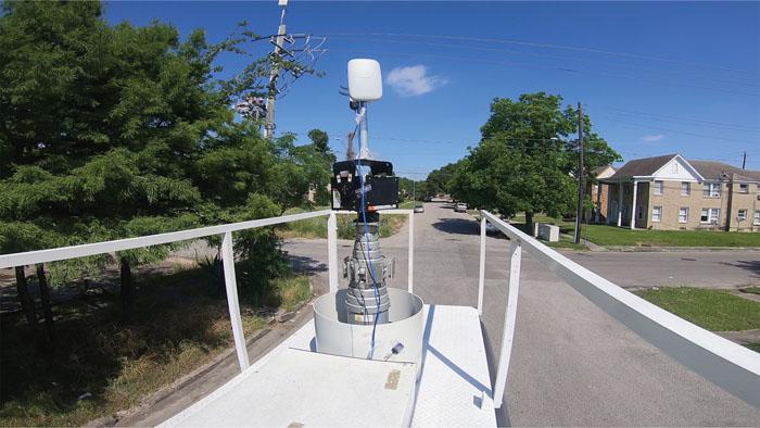 Verizon technicians conduct a drive test of 5G in Houston. Credit: Verizon
